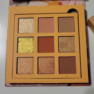 REVOLVE x PLEY BEAUTY 9 COLOR Golden Girl CLEAN EYESHADOW PALETTE NEW NWT
